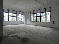 Hh @ Kallang (D13), Factory #517606631